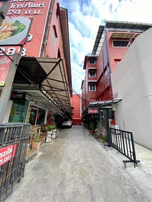 Ratanawong Place 405 Bangkok Eksteriør billede